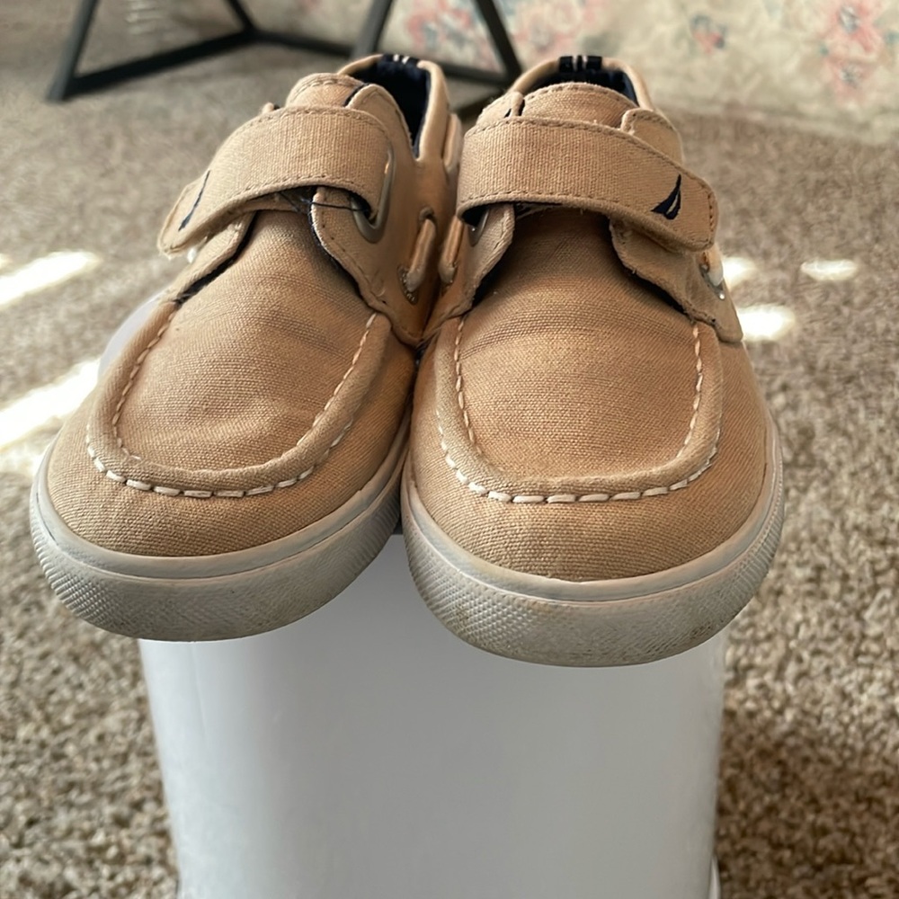 Kids size 11 Nica shoes